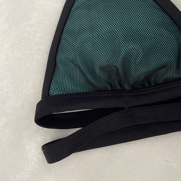 XHILIRATION | Women’s Blue Black Strappy Mesh Net Triangle Bikini Set Size Small - Picture 3 of 6